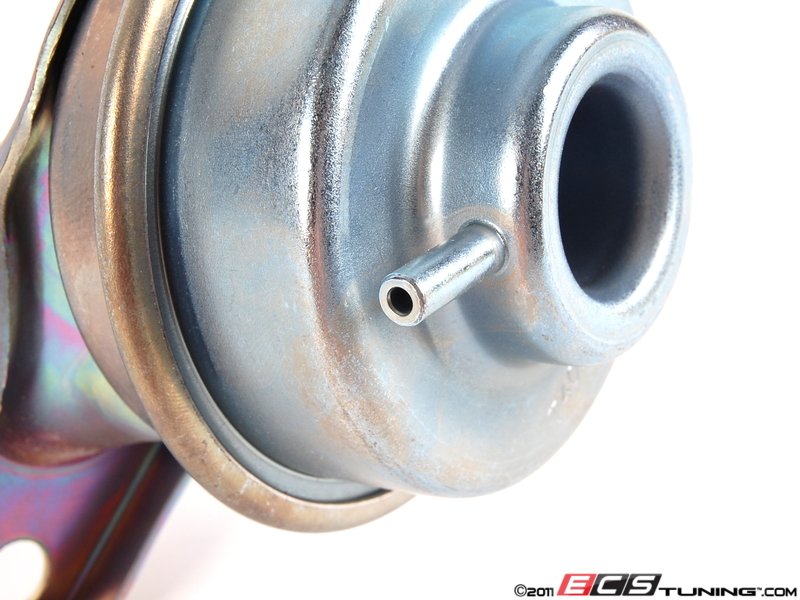 Wastegate Actuator - Front 3 Wastegate Actuator - Front