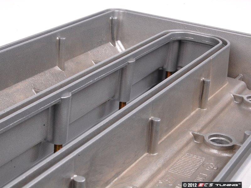 Valve Cover - Cylinders 5-8 6 Valve Cover - Cylinders 5-8