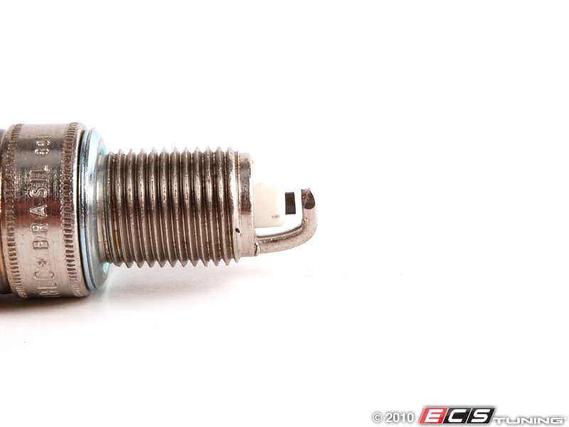 Spark Plug - Bosch WR-8-LC+ (7909) , NGK ZGR5A (5077) 4 Spark Plug - Bosch WR-8-LC+ (7909) , NGK ZGR5A (5077)