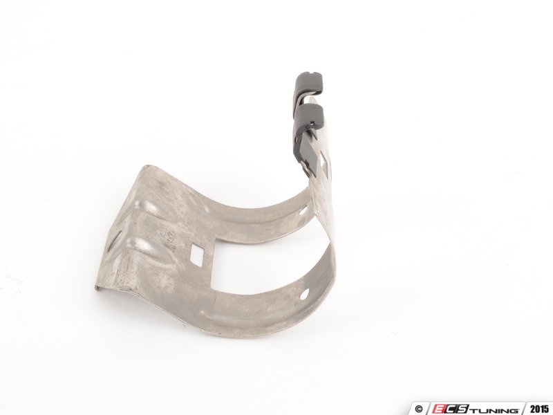 E46 Bracket Fuel Strainer