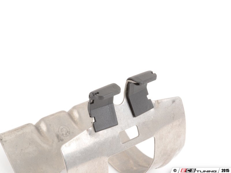 E46 Bracket Fuel Strainer